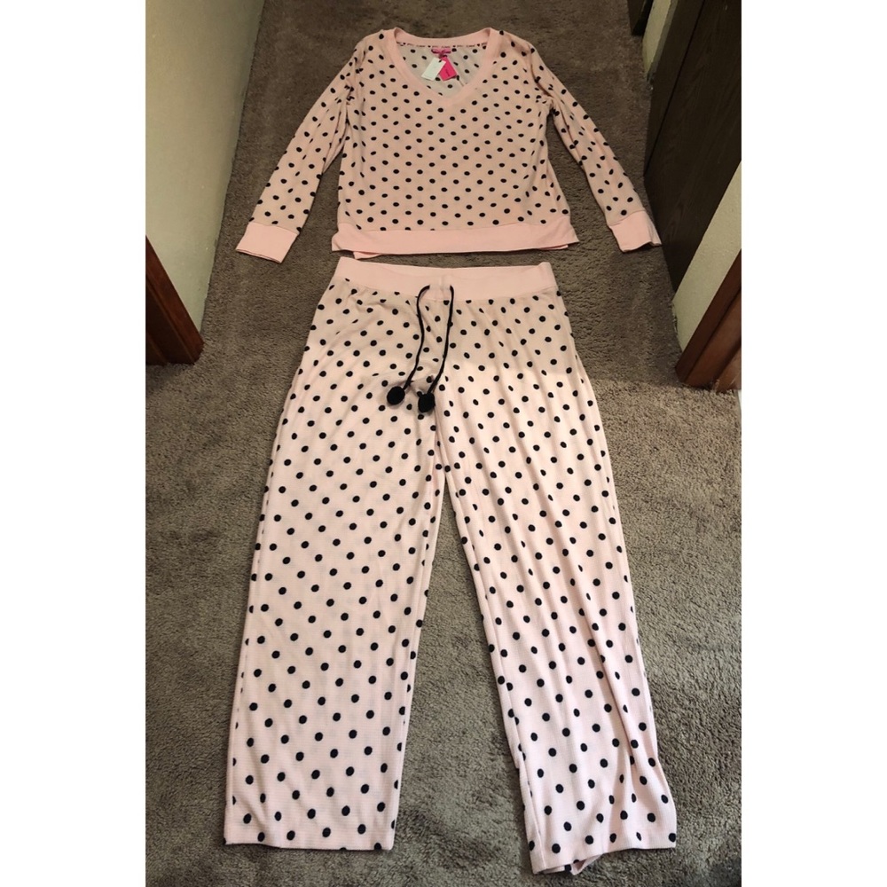 NWT Betsy Johnson 2 piece polka dot pajama set